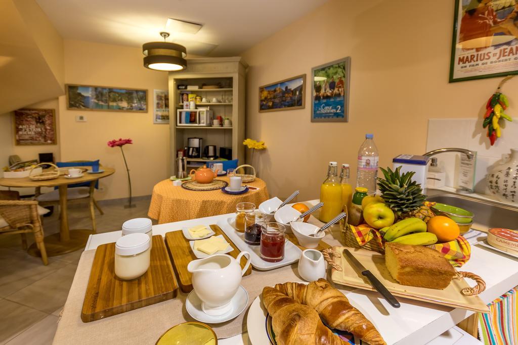 マルセイユ レ シャンブレ ドゥ ジェネット Bed & Breakfast エクステリア 写真